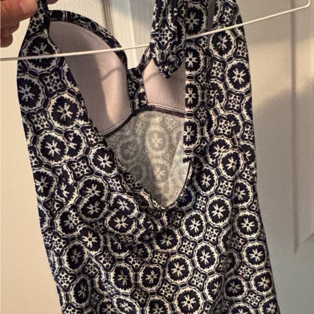 Merona Blue and White Tankini Top. Size M - Picture 3 of 3